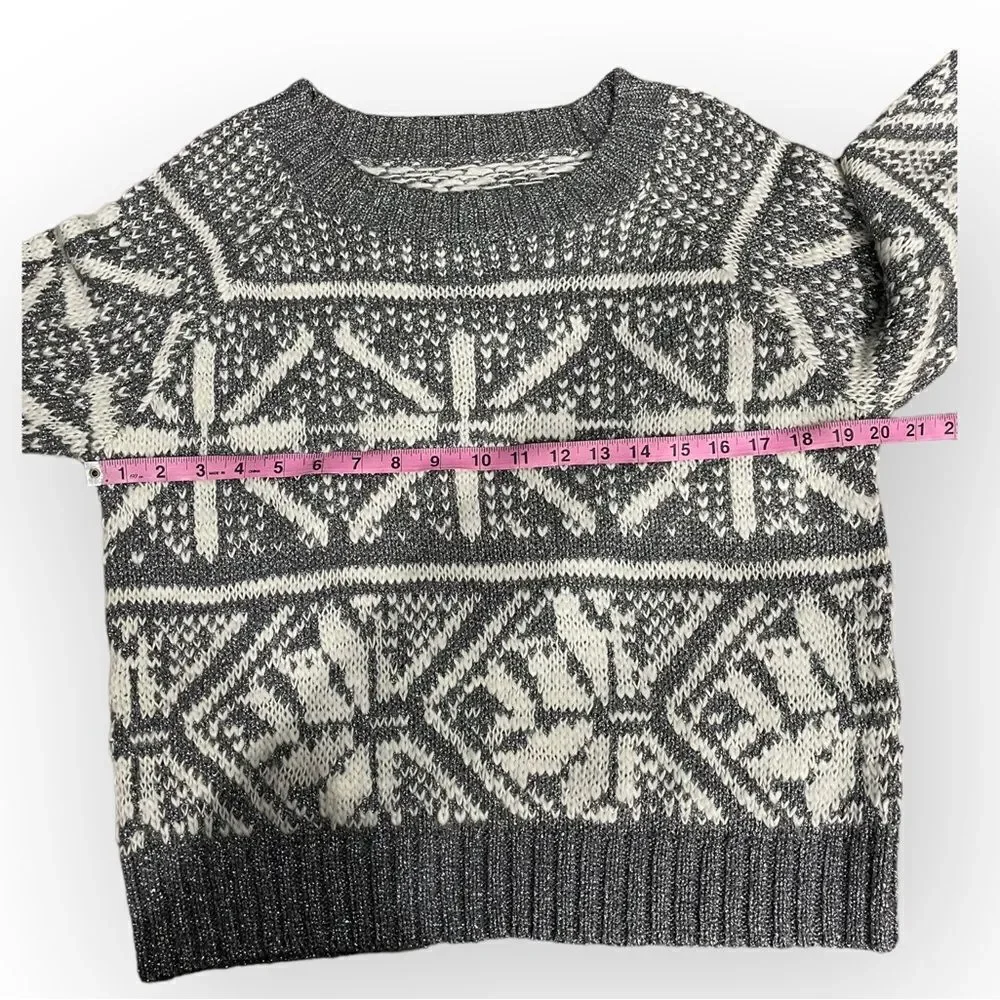 Alice + Olivia Boat Neck Lucille Snowflake Sweater-Silver/Cream - Size M